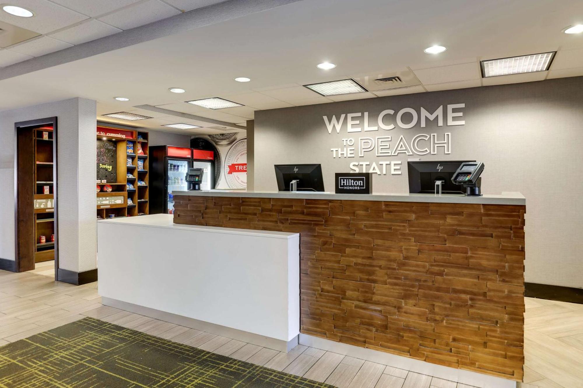 Hampton Inn Cumming Eksteriør bilde